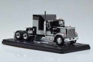 GMC General Stříbrný Černý IXO 1:43 TR117 Kov – obrázek 4 z 6