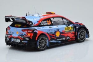 Hyundai i20 Coupe WRC #6 D. Sordo / C. del Barrio Rally Catalunya 2019 IXO 1:18 18RMC052C Kov – obrázek 2 z 6