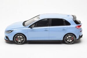 Hyundai i30 N Světle Modrý Otto 1:18 OT425 Pryskyřice – obrázek 3 z 6
