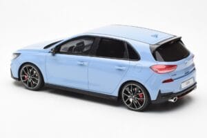 Hyundai i30 N Světle Modrý Otto 1:18 OT425 Pryskyřice – obrázek 5 z 6