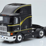 International Eagle Cabover Černý IXO 1:43