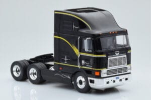 International Eagle Cabover Černý IXO 1:43 TR169 Kov – obrázek 3 z 5