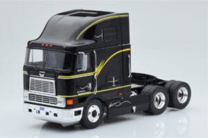 International Eagle Cabover Černý IXO 1:43 TR169