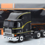 International Eagle Cabover Černý IXO 1:43 - image 5 of 5