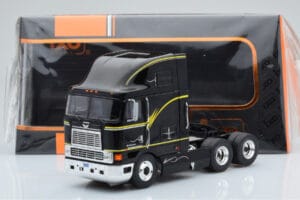 International Eagle Cabover Černý IXO 1:43 TR169 Kov – obrázek 5 z 5