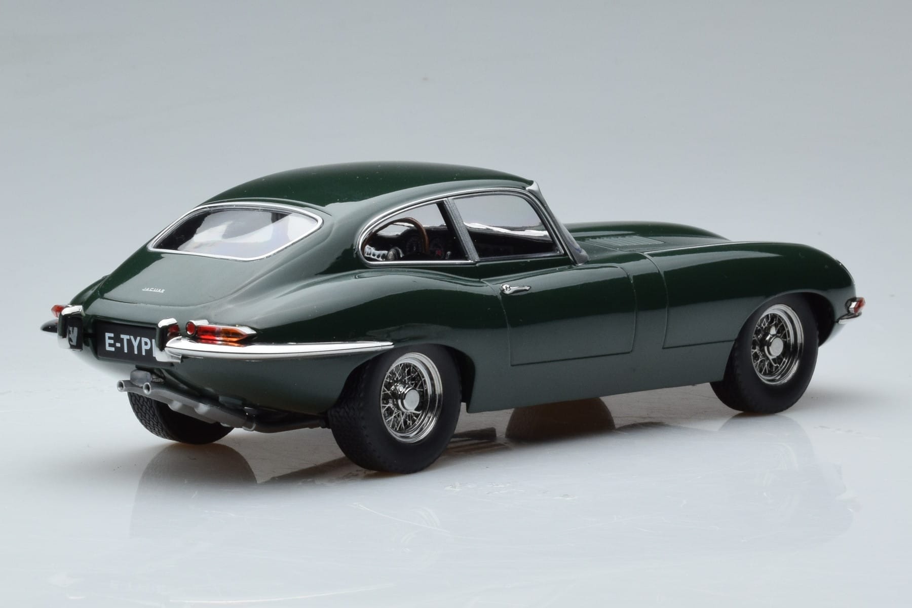 Jaguar E-Type Series 1 British Racing Zelený KK-Scale 1:18 KKDC180431 Kov – obrázek 2 z 6
