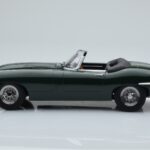 Jaguar E-Type Series 1 Roadster Zelený KK-Scale 1:18 - image 3 of 6
