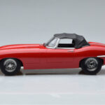 Jaguar E-Type Series 1 Roadster Červený KK-Scale 1:18 - image 3 of 6