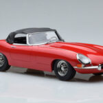 Jaguar E-Type Series 1 Roadster Červený KK-Scale 1:18 - image 4 of 6