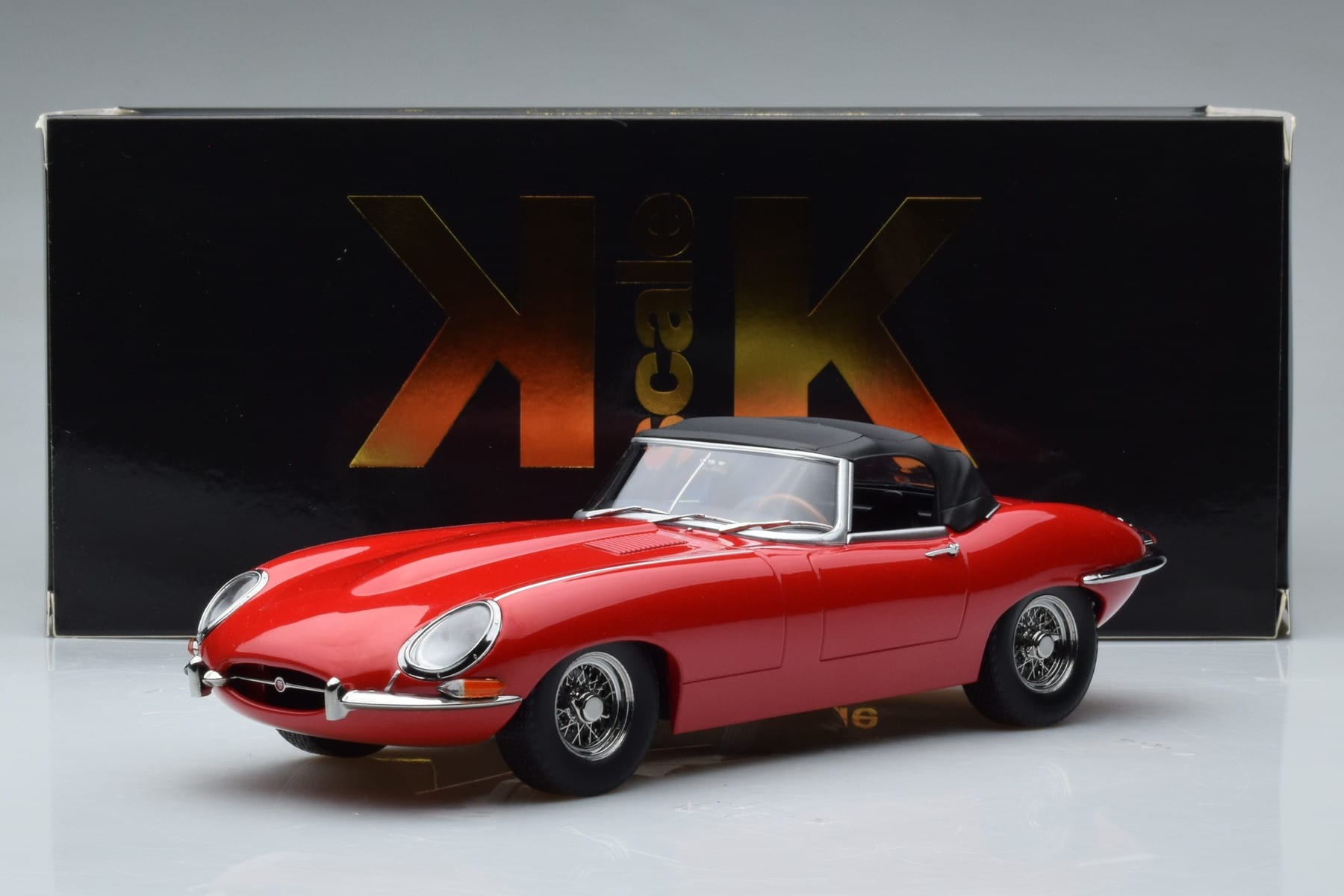 Jaguar E-Type Series 1 Roadster Červený KK-Scale 1:18 KKDC180484 Kov – obrázek 6 z 6