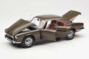 Jaguar XJ6 Series 1 4.2 Sable Hnědý Paragon 1:18 2011004 Kov – obrázek 2 z 8