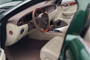 Jaguar XJ6 X350 Racing Zelený Almost Real 1:18 810502 Kov – obrázek 8 z 13