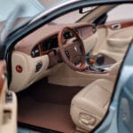 Jaguar XJ6 X350 Seafrost Světle Modrý Almost Real 1:18 - image 9 of 11