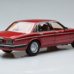 Jaguar XJ6 XJ40 Flamenco Červený Almost Real 1:18 - image 3 of 11