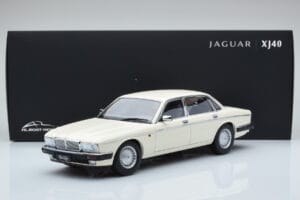 Jaguar XJ6 XJ40 Glacier Bílý Almost Real 1:18 810542 Kov – obrázek 11 z 11
