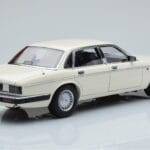 Jaguar XJ6 XJ40 Glacier Bílý Almost Real 1:18 - image 3 of 11