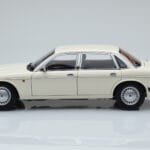 Jaguar XJ6 XJ40 Glacier Bílý Almost Real 1:18 - image 4 of 11