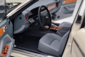 Jaguar XJ6 XJ40 Glacier Bílý Almost Real 1:18 810542 Kov – obrázek 8 z 11