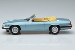 Jaguar XJS V12 Kabriolet Světle Modrý Metalíza Norev 1:18 182635 Kov – obrázek 3 z 6