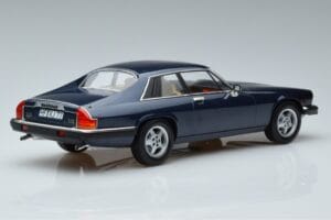 Jaguar XJS V12 Modrý Metalíza Limitovaná Edice Norev 1:18 182622 Kov – obrázek 2 z 6