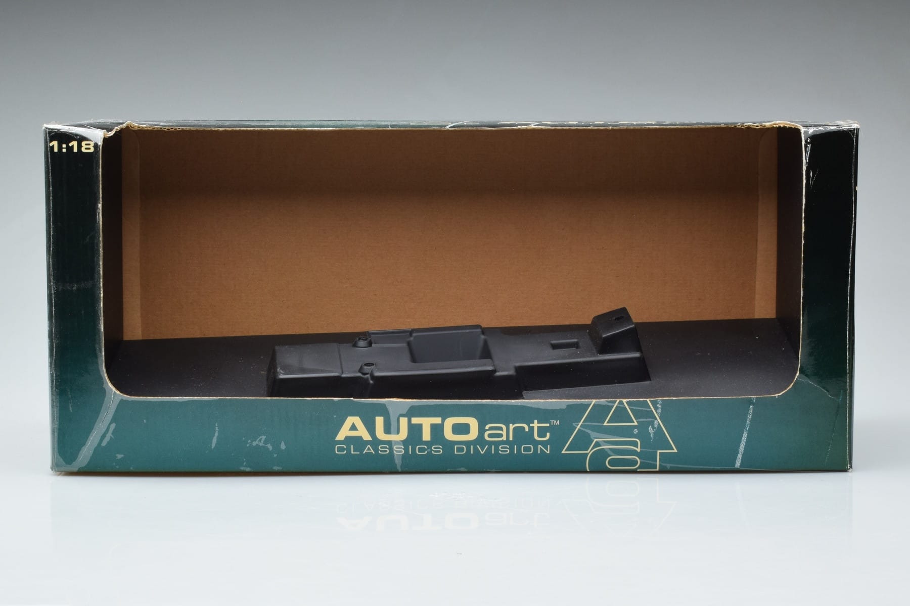 Jaguar XKSS Modrý AUTOart 1:18 73510 Kov – obrázek 8 z 9