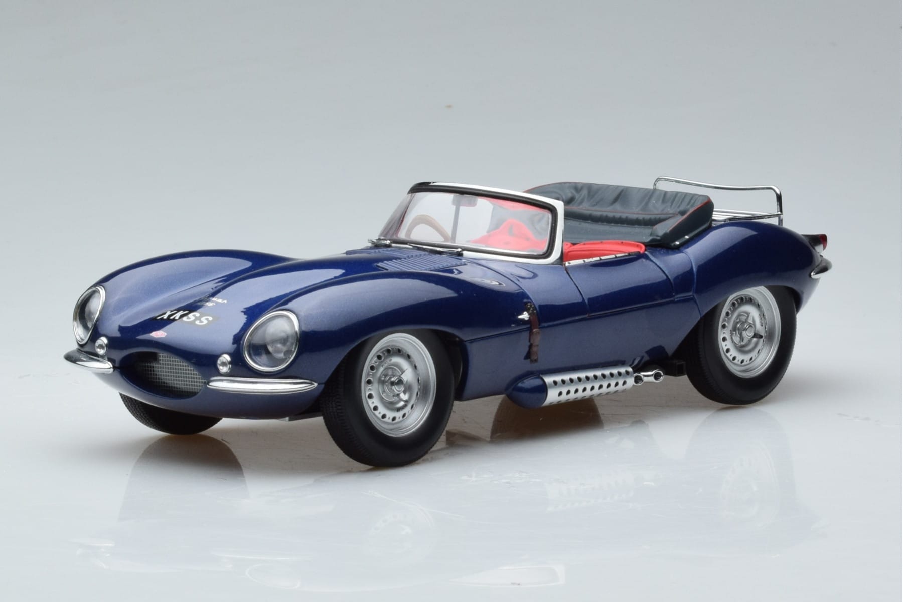 Jaguar XKSS Modrý AUTOart 1:18 73510 Kov