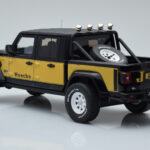 Jeep Gladiator Honcho Černý GT Spirit 1:18 - image 5 of 6