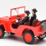 Jeep Willys Tintin 2 Figurky UT Models 1:18 - image 5 of 6
