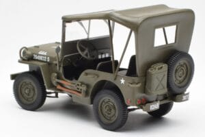 Jeep Willys S Plachtou UT Models 1:18 180149002 Kov – obrázek 5 z 6