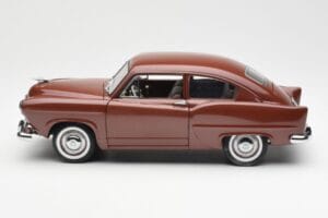 Kaiser Henry J Caribbean Coral Metallic Sun Star 1:18 5101 Kov – obrázek 4 z 8