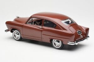 Kaiser Henry J Caribbean Coral Metallic Sun Star 1:18 5101 Kov – obrázek 7 z 8