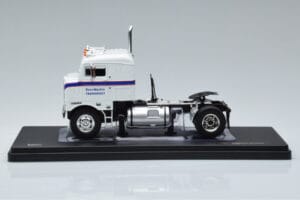 Kenworth Bullnose Ross Mackie Transport Bílý IXO 1:43 TR063 Kov – obrázek 3 z 6
