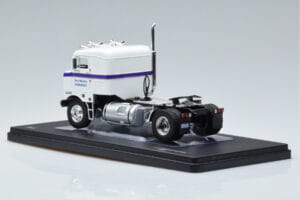 Kenworth Bullnose Ross Mackie Transport Bílý IXO 1:43 TR063 Kov – obrázek 5 z 6