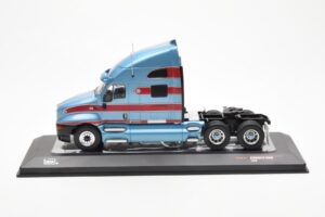 Kenworth T2000 Světle Modrý Červený IXO 1:43 TR180