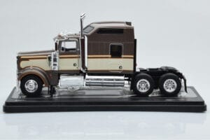 Kenworth W900 Hnědý IXO 1:43 TR145 Kov – obrázek 2 z 4