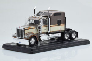 Kenworth W900 Hnědý IXO 1:43