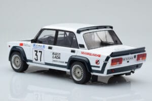 Lada 2105 VFTS #37 H. Ohu Rally Acropolis 1983 IXO 1:18 18RMC145 Kov – obrázek 5 z 6