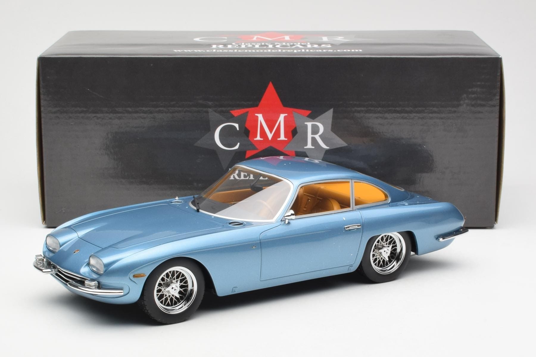 Lamborghini 350 GT Světle Modrá Metalická CMR 1:18 CMR002 Kov – obrázek 6 z 6