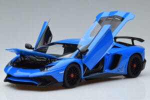 Lamborghini Aventador LP750-4 SV Modrý AUTOart 1:18 74559 Kompozit – obrázek 2 z 8