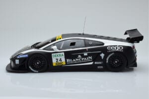 Lamborghini Gallardo LP600+ GT3 Reiter Engineering #24 N. Hayek / P. Kox ADAC GT Masters 2011 Minichamps 1:18 151111124 Kov – obrázek 3 z 6