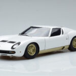 Lamborghini Miura SV Bílý AUTOart 1:18
