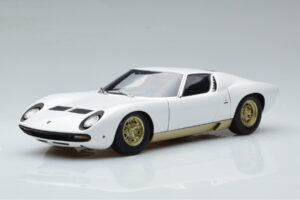 Lamborghini Miura SV Bílý AUTOart 1:18