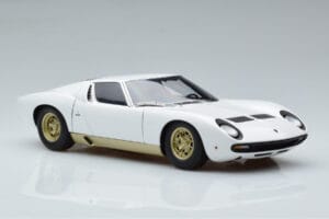 Lamborghini Miura SV Bílý AUTOart 1:18 74544 Kov – obrázek 6 z 8