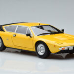 Lamborghini Urraco Žlutý Kyosho 1:18 - image 6 of 10
