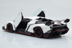 Lamborghini Veneno Bílý AUTOart 1:18 74507 Kov – obrázek 3 z 8