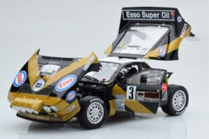 Lancia 037 ESSO #3 F. Tabaton Rally Targa Florio 1985 Kyosho 1:18 08306H Kov – obrázek 2 z 8