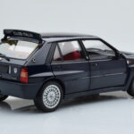 Lancia Delta HF Integrale Club Italia Modrý Kyosho 1:18 - image 4 of 8