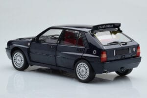 Lancia Delta HF Integrale Club Italia Modrý Kyosho 1:18 08343SC Kov – obrázek 7 z 8