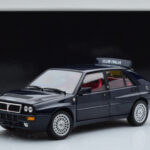 Lancia Delta HF Integrale Club Italia Modrý Kyosho 1:18 - image 8 of 8
