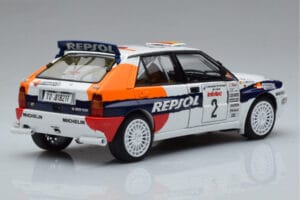 Lancia Delta HF Integrale Evoluzione #2 C. Sainz / L. Moya Tour de Corse 1993 Kyosho 1:18 08348J Kov – obrázek 3 z 9